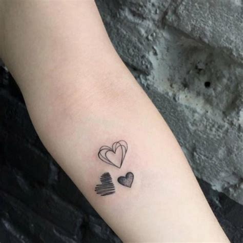 tatuaje de corazon pequeño|Todas las ideas para tatuajes pequeños de corazones